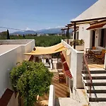 Aparthotel Aeolos