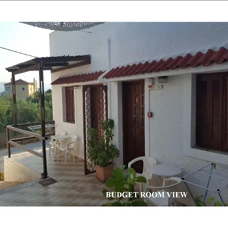 Aeolos アパートホテル 2*