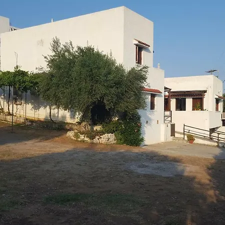 Aparthotel Aeolos 2*